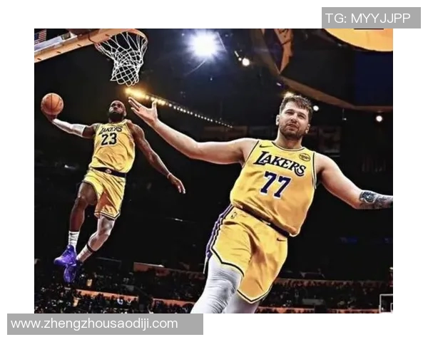 心疼詹姆斯！生日夜化身底角射手，东契奇8失误，艾顿仅2板，湖人1.2亿阵容打成笑话