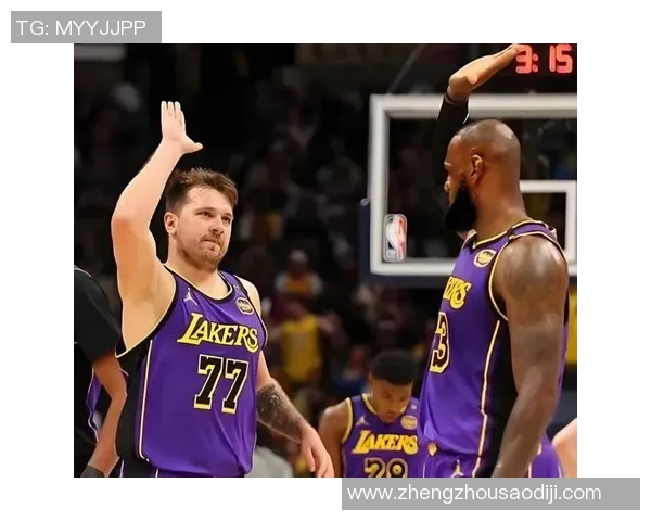 东契奇连续空接喂饼艾顿！顿宝想得分不要太简单！